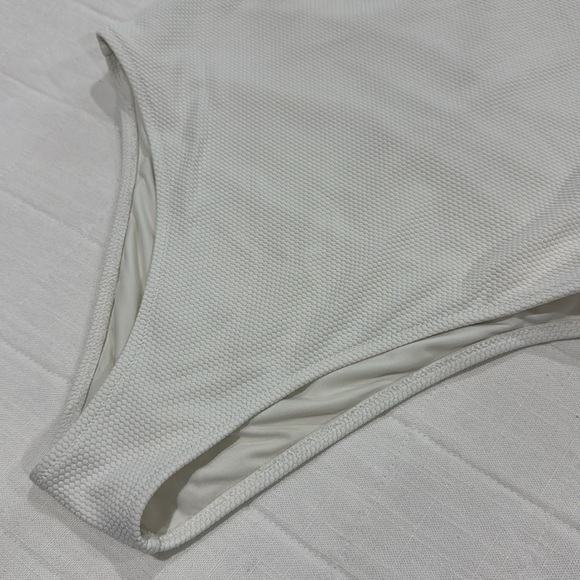 Aerie One Piece Swimsuit - Picture 5 of 11